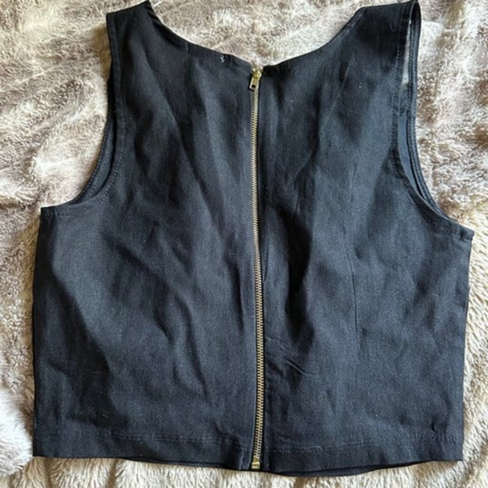 Vest - Picture 2 of 2